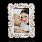 Фоторамка Крупные завитки белая состаренная, 10х15см, (ДК)
